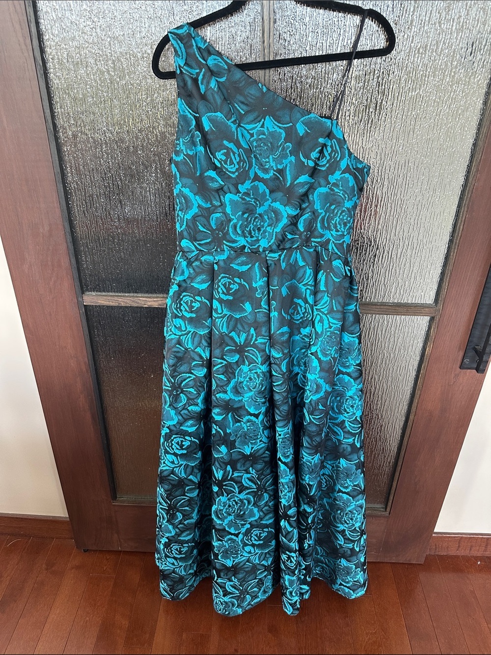 Slate & Willow Blue Simonetta Gown size 14. - Picture 12 of 14